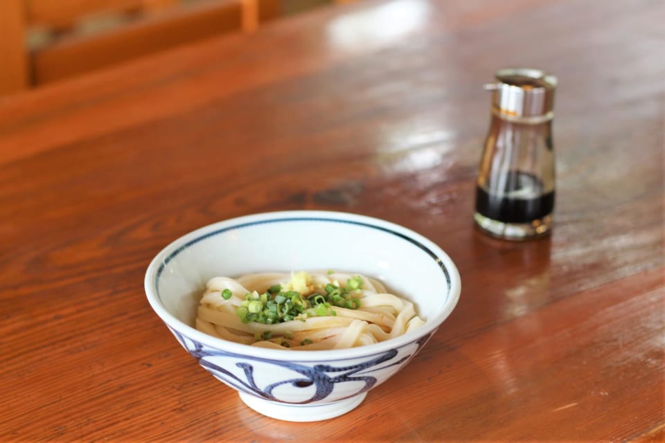 ※上野製麺所の「しょうゆうどん」。