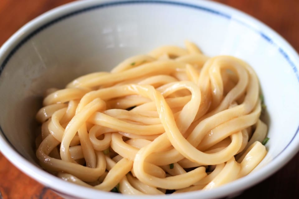 ※上野製麺所の「しょうゆうどん」。