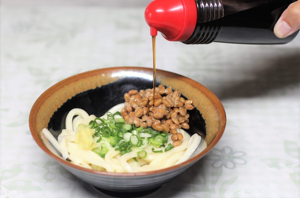 ※写真は「上杉食品」さんの「納豆うどん」です。